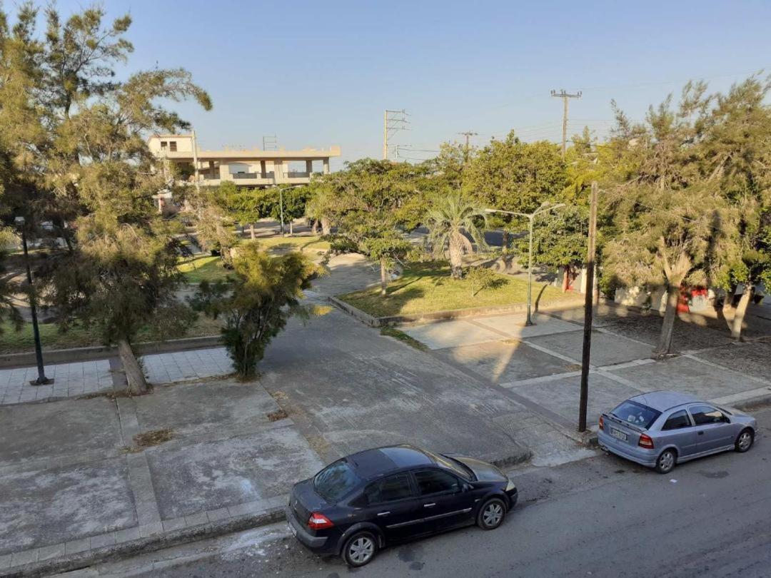 Tzil Home Kyparissia Buitenkant foto