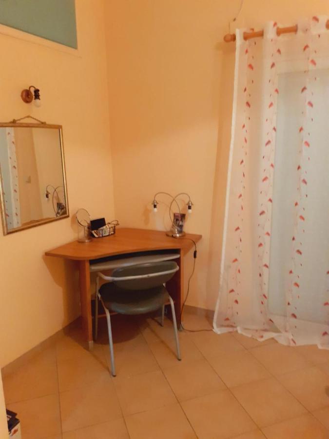 Tzil Home Kyparissia Buitenkant foto