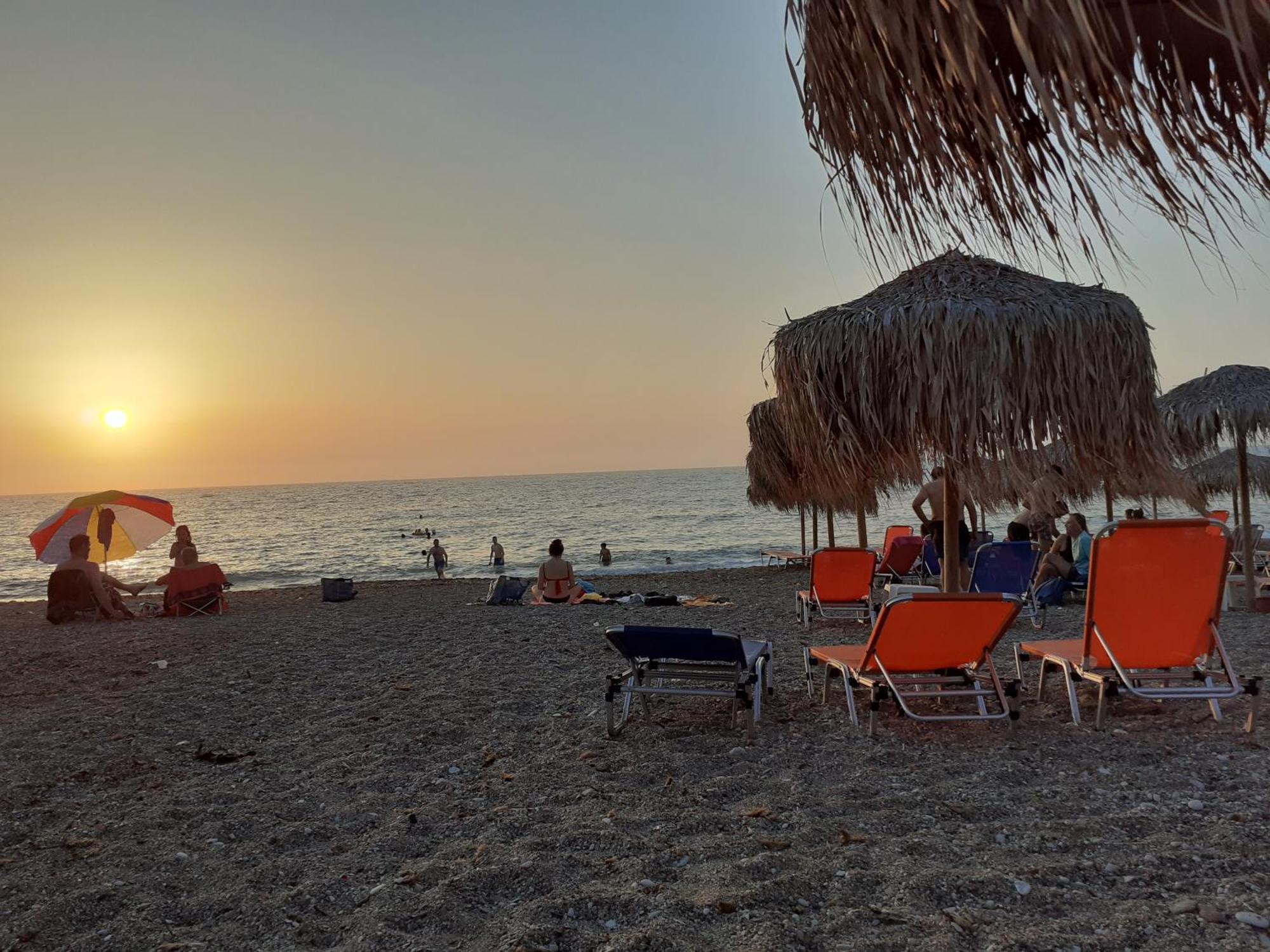 Tzil Home Kyparissia Buitenkant foto